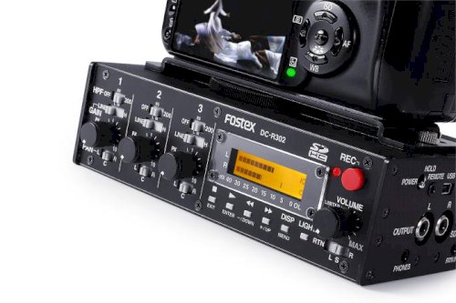 Fostex DC-R302 DSLR Mixer/Recorder